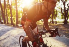 Back pain in cyclists: These are the most frequent causes and so you can solve them